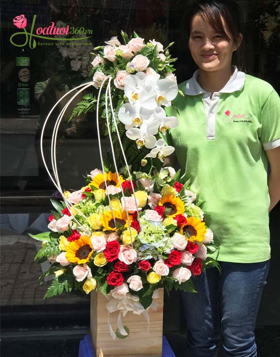 Flower basket to congratulate the event - Morning sunshine