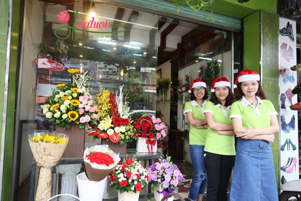 dịch vụ ở shop hoa tươi Thạnh Phú Bến Tre rất chuyên nghiệp