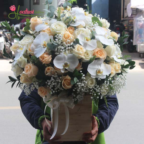 Bó hoa tươi đẹp xinh tặng ngày Thầy thuốc Việt Nam