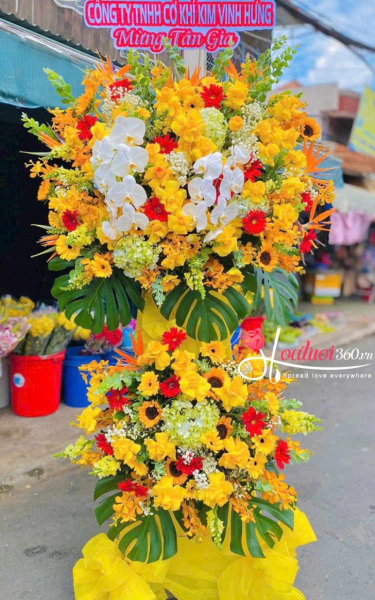 Hoa lan chúc mừng động thổ 